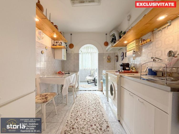 Apartament cu 2 camere în Micro 17