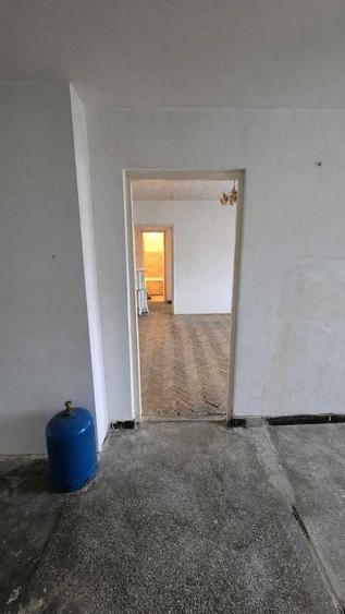 Apartament cu 2 camere nedecomandat în Central