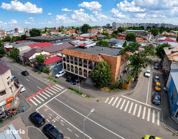 Spațiu comercial, de 974 mp, în Piața Centrală