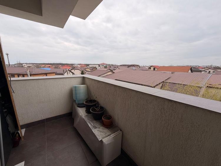 Apartament cu 3 camere în Dudu
