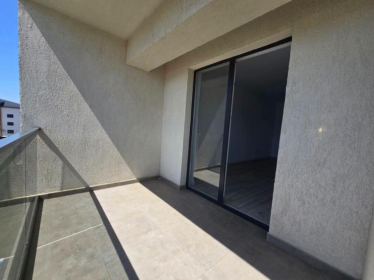 Apartament cu 2 camere decomandat în Dobroești
