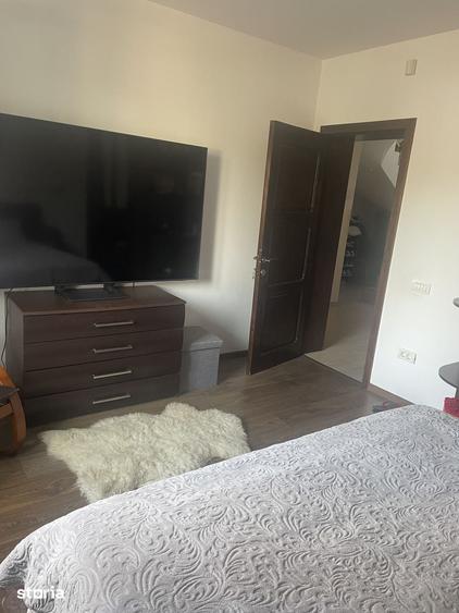 Casă cu 4 camere cu Teren 300 Mp în Central