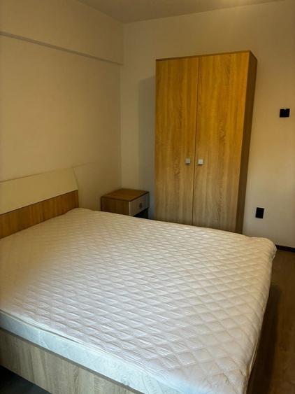 Apartament cu 2 camere, mobilat în Unirii