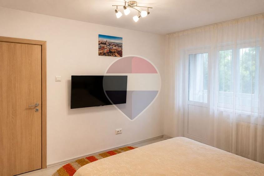 Apartament cu 3 camere decomandat, mobilat în Panduri