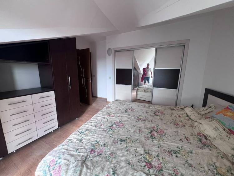 Apartament cu 3 camere decomandat, mobilat în George Enescu