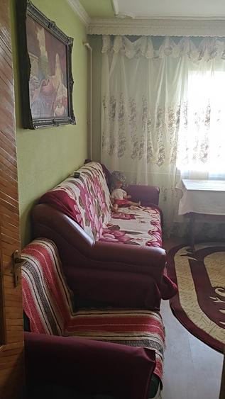 Garsonieră decomandată în Coman
