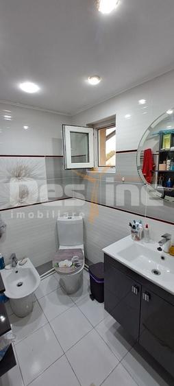 Casă individuală cu 3 camere cu Canalizare în Miroslava