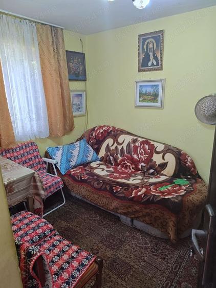 Casă cu 3 camere în Central