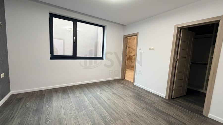 Casă individuală cu 5 camere cu Canalizare în Central