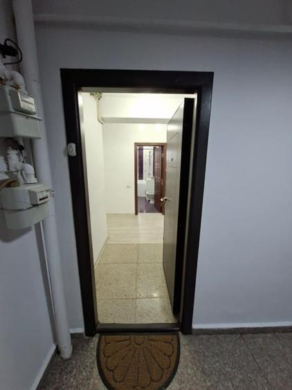 INCHIRIEZ APARTAMENT 2 CAMERE ZONA VIVO CONSTANTA - 16
