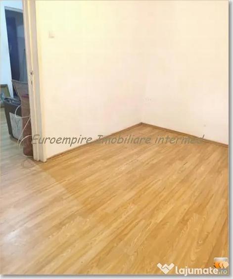 Apartament cu 2 camere semidecomandat în Km 4