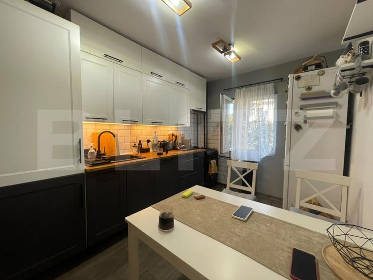 Apartament cu 3 camere semidecomandat, mobilat în Grigorescu