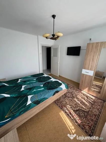 Apartament cu 3 camere decomandat în Tomis Nord