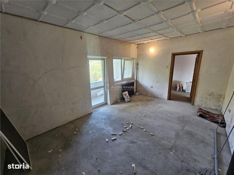 Apartament cu 4 camere în Calea Timișoarei