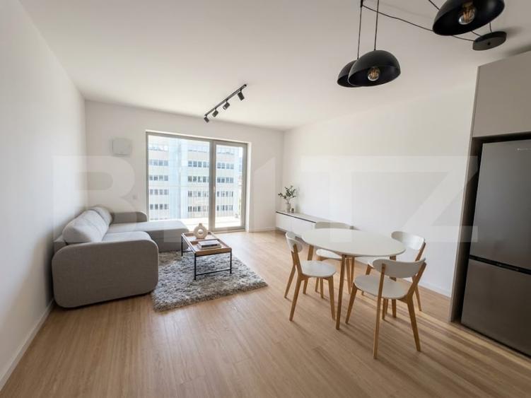 Apartament cu 2 camere semidecomandat, mobilat în Dâmbul Rotund