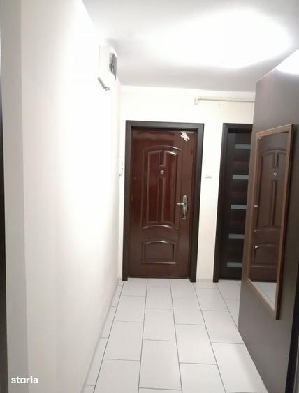 Apartament cu 2 camere decomandat în Răcădău