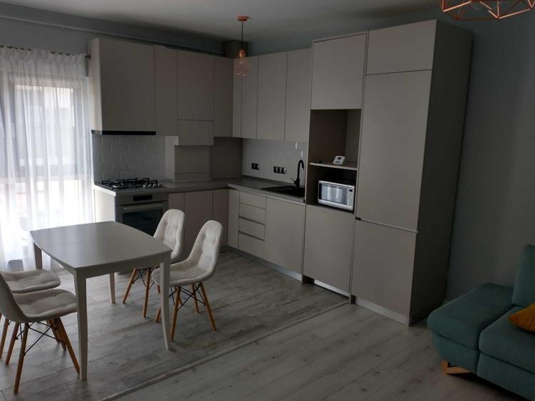 Apartament cu 2 camere decomandat în Apahida