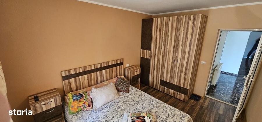 Casă cu 3 camere cu Teren 544 Mp în Central