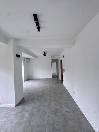 Apartament cu 2 camere decomandat, mobilat în Herăstrău