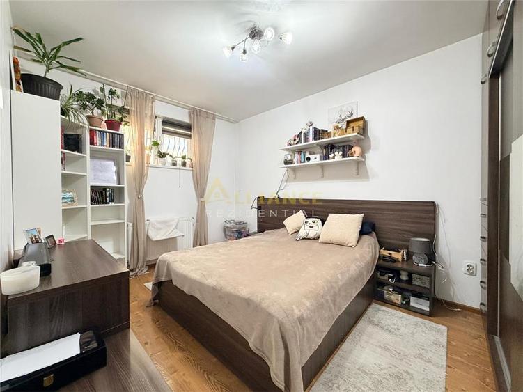 Apartament cu 3 camere decomandat în Apărătorii Patriei