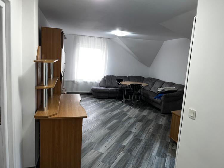 Apartament cu 4 camere în Central