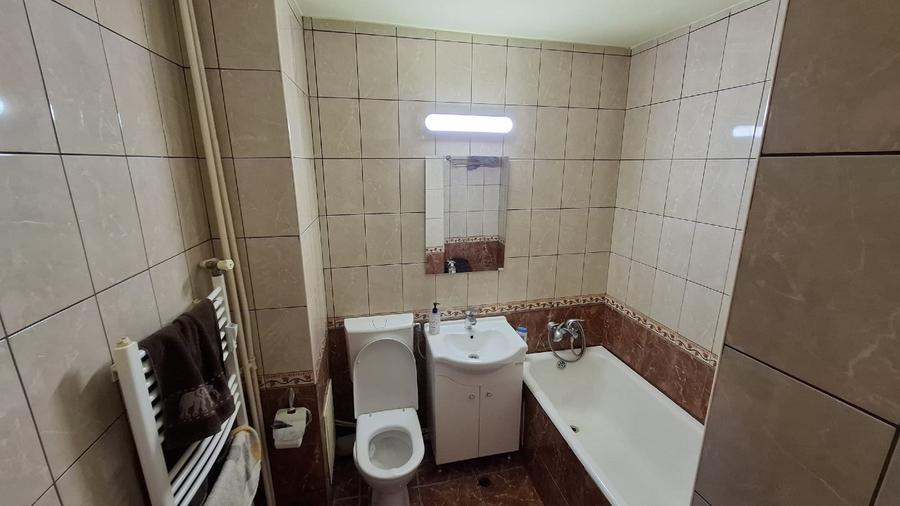 Apartament cu 3 camere decomandat, mobilat în Dristor
