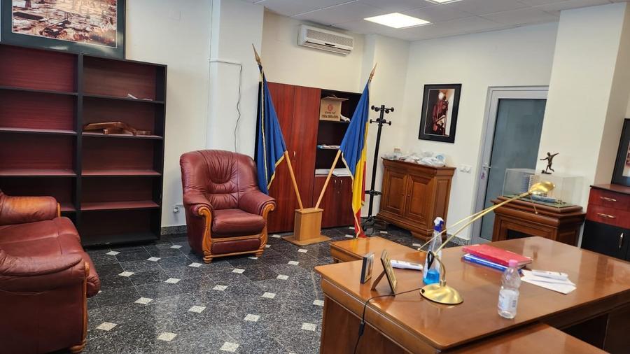 Birou, de 1,157 mp, în Dămăroaia