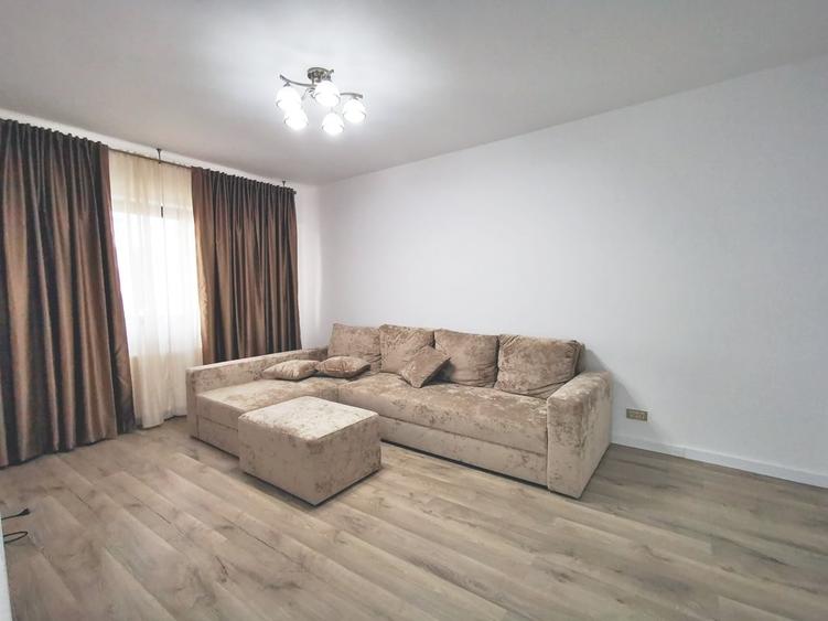 Apartament cu 2 camere decomandat în Politehnica