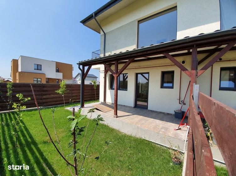 Casă cu 4 camere în Odăile