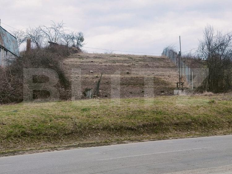 Teren Construcții intravilan de 1200 mp, în Centura