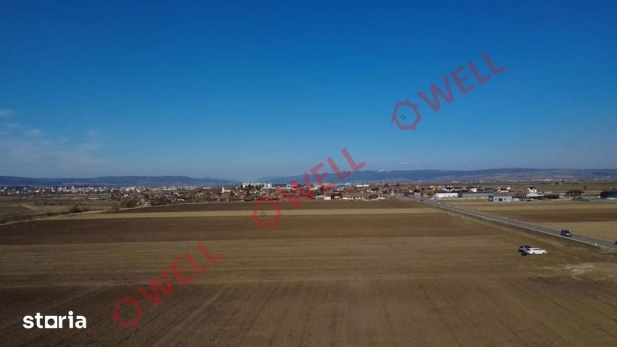 Teren de 30350 mp, în Central