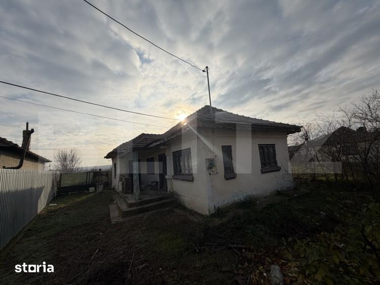 Teren de 2223 mp, în Central