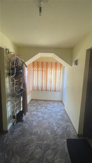 Casă individuală cu 4 camere cu Teren 270 Mp în Central