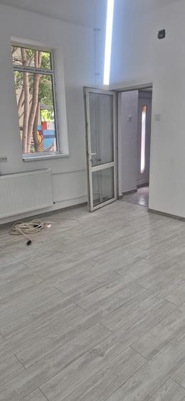 Spațiu comercial, de 80 mp, în Ultracentral