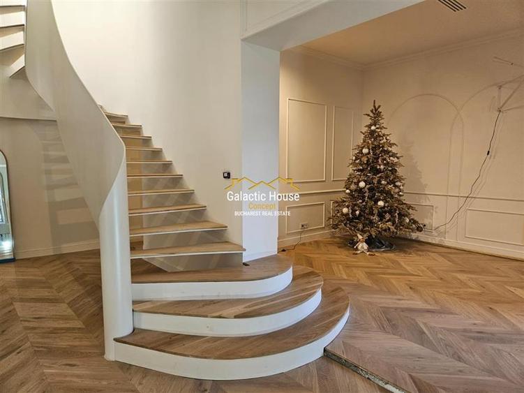 Casă cu 8 camere cu Teren 321 Mp în Dorobanți