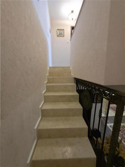 Duplex cu 4 camere cu Canalizare în 1 Decembrie