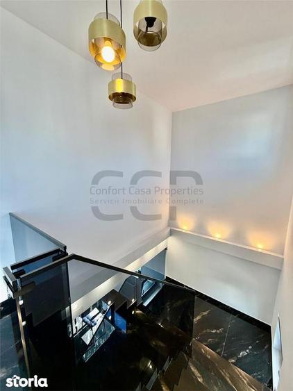 Casă cu 4 camere cu Teren 280 Mp în Central