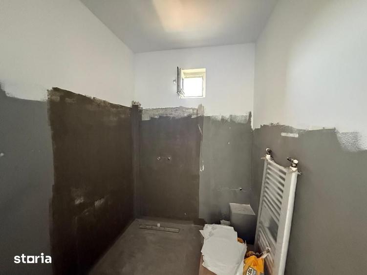 Casă cu 6 camere cu Teren 878 Mp în Cetate
