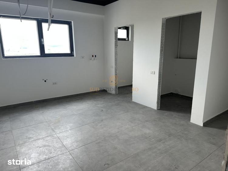 Spațiu comercial, de 819 mp, în Central