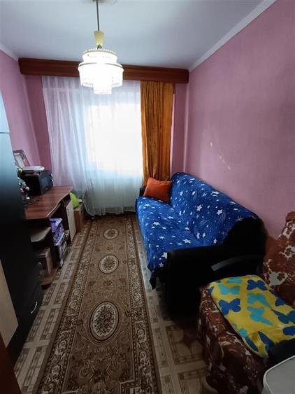 Apartament cu 4 camere decomandat în Obor