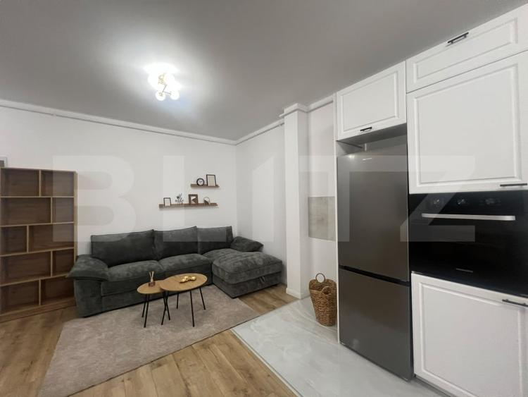 Apartament cu 2 camere semidecomandat, mobilat în Florești
