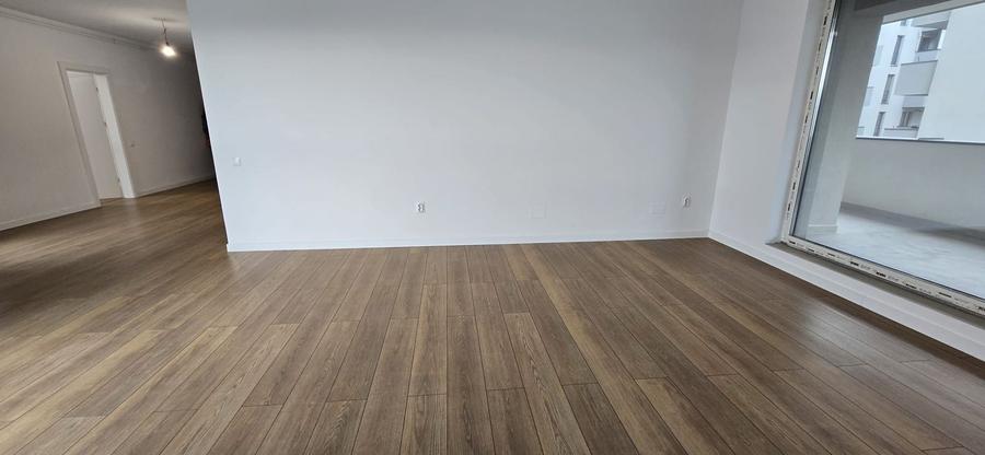 Apartament cu 3 camere semidecomandat în Mărăști — fotografia 1