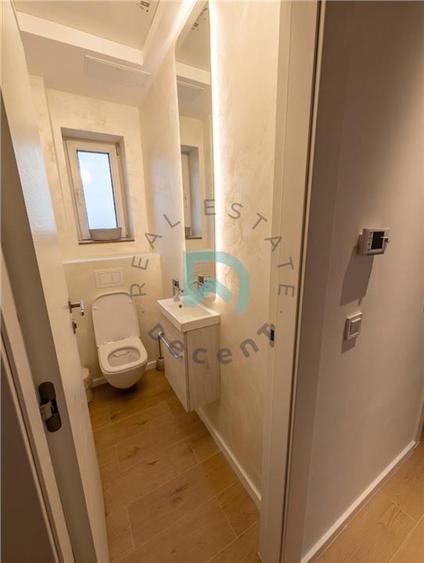 Casă cu 3 camere cu Teren 280 Mp în Central