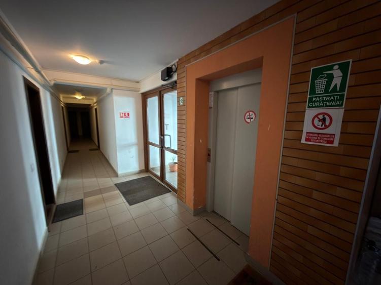 Apartament cu 2 camere decomandat, mobilat în Tractorul
