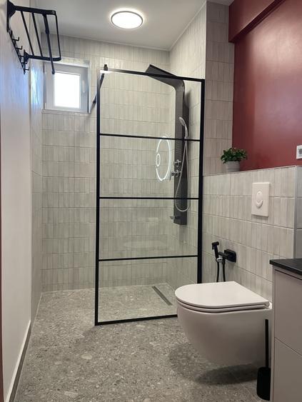 Apartament cu 2 camere semidecomandat, mobilat în Chinteni