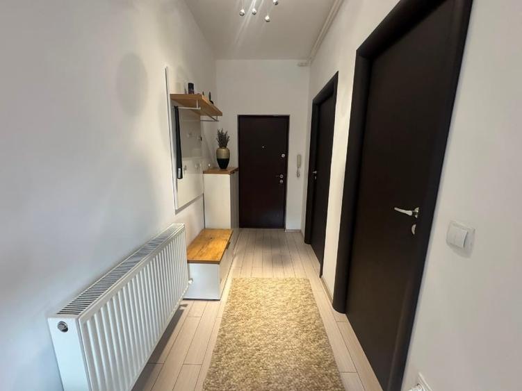 Apartament cu 2 camere semidecomandat, mobilat în Bucureștii Noi