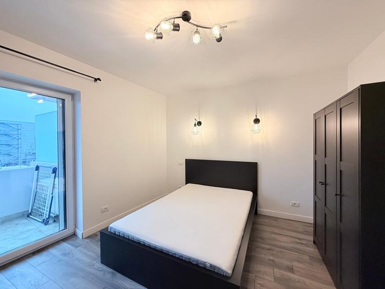 Apartament cu 3 camere decomandat, mobilat în Străulești