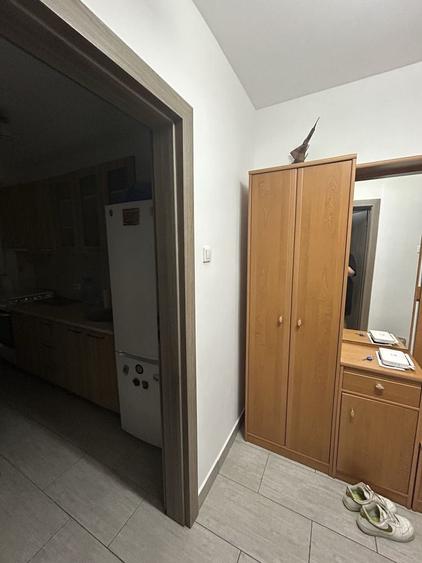 Apartament cu 2 camere semidecomandat în Brâncoveanu