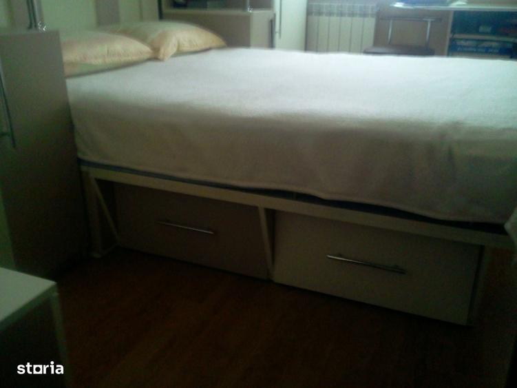 Apartament cu 3 camere decomandat în Dacia
