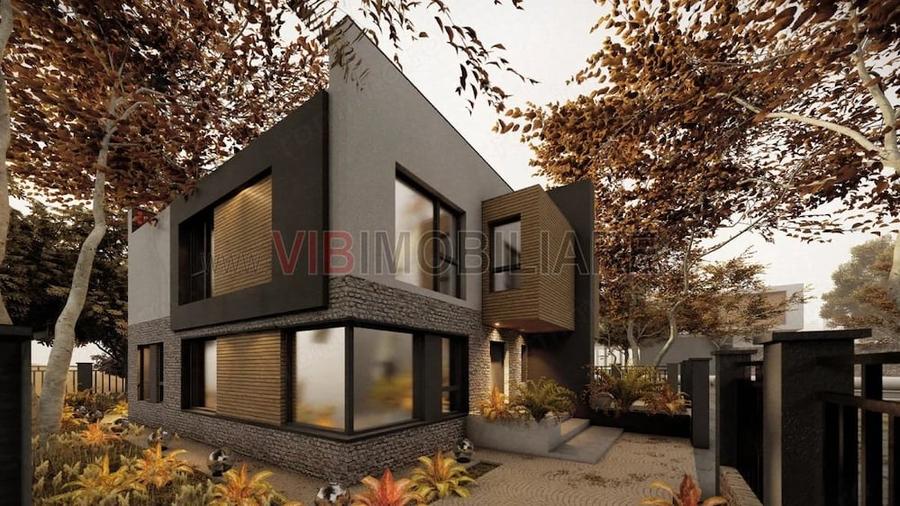 Casă cu Teren 240 Mp în Central